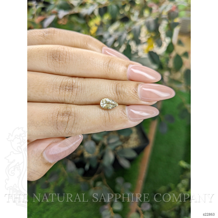 1.57 Ct. Bi Color Sapphire from Ceylon (Sri Lanka)