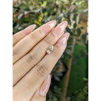 1.57 Ct. Bi Color Sapphire from Ceylon (Sri Lanka) Life Style