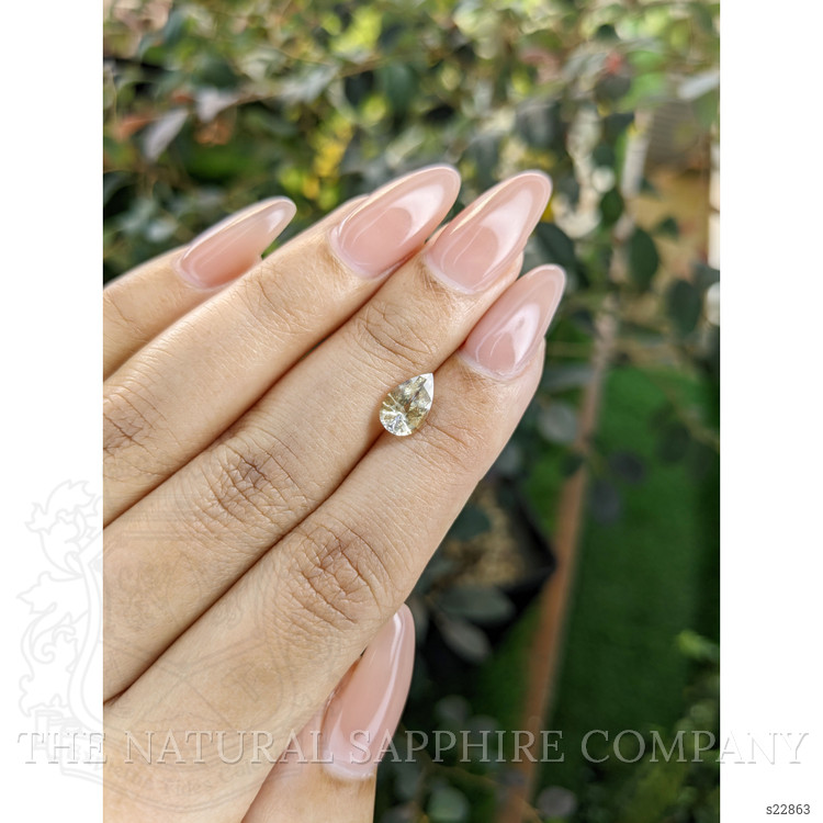 1.57 Ct. Bi Color Sapphire from Ceylon (Sri Lanka)