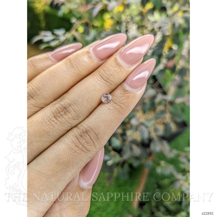 0.50 Ct. Peach Sapphire from Ceylon (Sri Lanka)