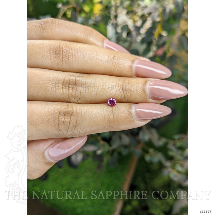 0.44 Ct. Pink Sapphire from Ceylon (Sri Lanka)