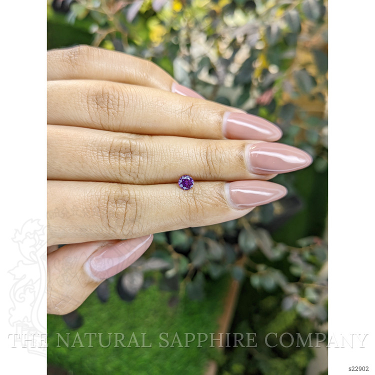 0.41 Ct. Pinkish Purple Sapphire from Ceylon (Sri Lanka)