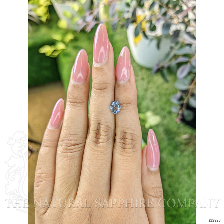 1.39 Ct. Bi Color Sapphire from Ceylon (Sri Lanka)