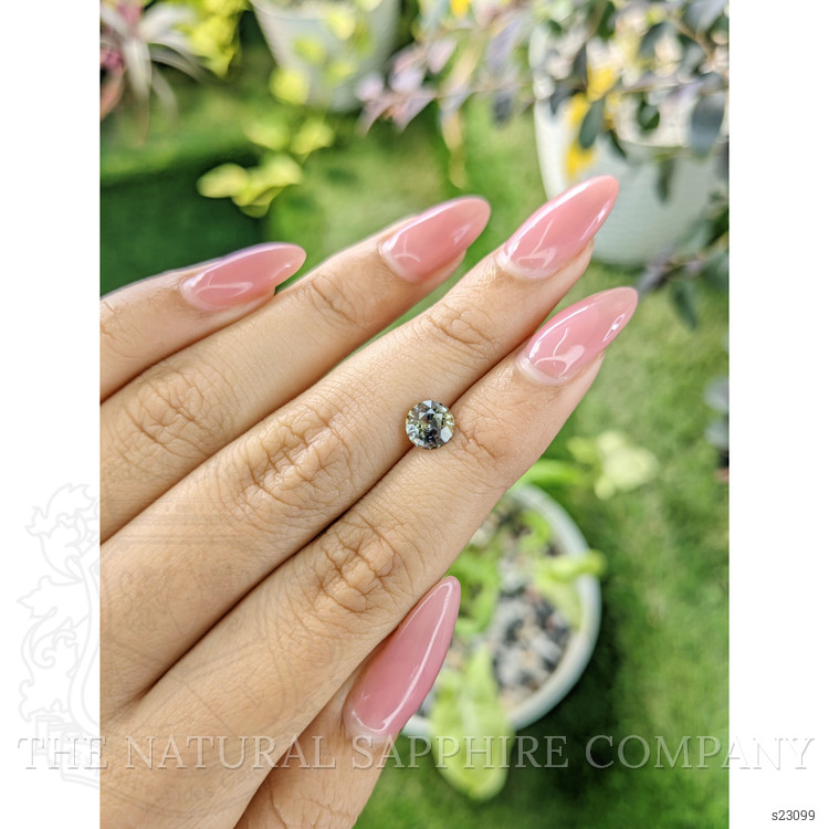 1.33 Ct. Bi Color Sapphire from Ceylon (Sri Lanka)