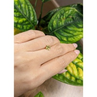 0.82 Ct. Greenish Yellow Sapphire from Ceylon (Sri Lanka) Life Style