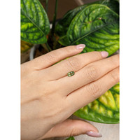 0.98 Ct. Green Sapphire from Ceylon (Sri Lanka) Life Style