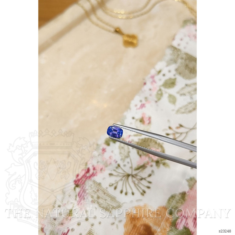 1.06 Ct. Purplish Blue Sapphire from Ceylon (Sri Lanka)