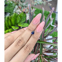 0.98 Ct. Blue Sapphire from Africa Life Style