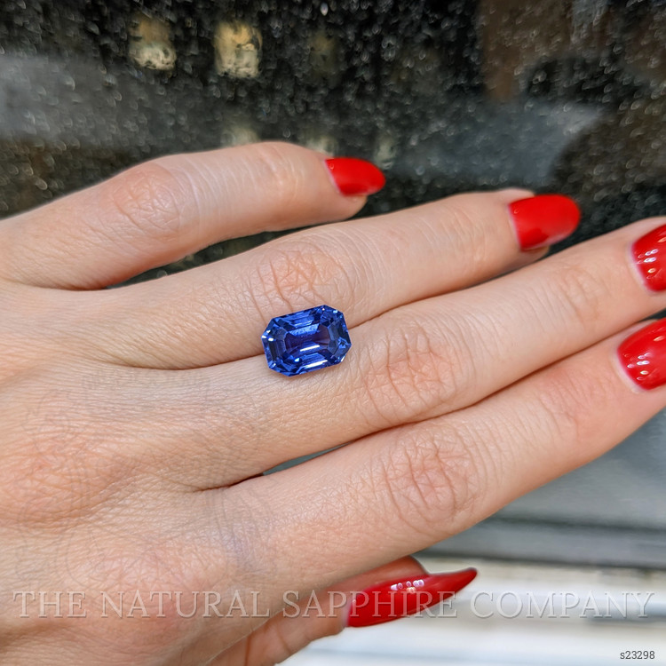 5.60 Ct. Blue Sapphire from Ceylon (Sri Lanka)
