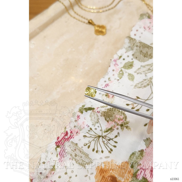 1.24 Ct. Greenish Yellow Sapphire from Ceylon (Sri Lanka)