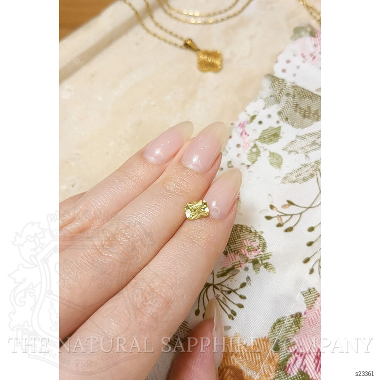 1.24 Ct. Greenish Yellow Sapphire from Ceylon (Sri Lanka)