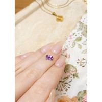 1.01 Ct. Pinkish Purple Sapphire from Ceylon (Sri Lanka) Life Style