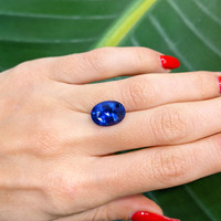 6.48 Ct. Blue Sapphire from Ceylon (Sri Lanka) Life Style