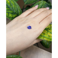 1.75 Ct. Blue Sapphire from Ceylon (Sri Lanka) Life Style