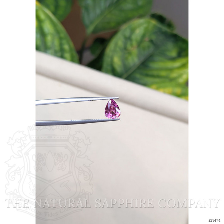 1.67 Ct. Purplish Pink Sapphire from Ceylon (Sri Lanka)