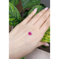 2.06 Ct. Pink Sapphire from Ceylon (Sri Lanka) Life Style