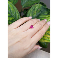 2.11 Ct. Pink Sapphire from Ceylon (Sri Lanka) Life Style