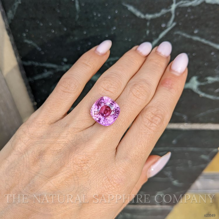 16.00 Ct. Pink Sapphire from Ceylon (Sri Lanka)