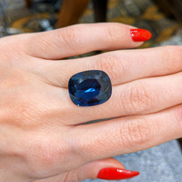 18.62 Ct. Blue Sapphire from Madagascar Life Style
