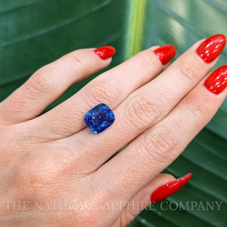 6.19 Ct. Blue Sapphire from Ceylon (Sri Lanka)