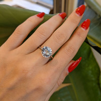 4.17 Ct. White Sapphire from Ceylon (Sri Lanka) Life Style