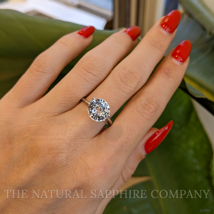 4.17 Ct. White Sapphire from Ceylon (Sri Lanka)