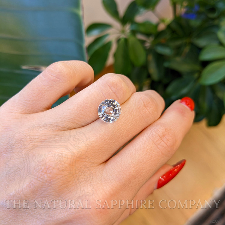 4.17 Ct. White Sapphire from Ceylon (Sri Lanka)