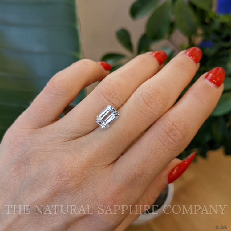 3.55 Ct. White Sapphire from Ceylon (Sri Lanka)