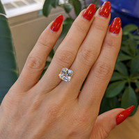 3.76 Ct. White Sapphire from Ceylon (Sri Lanka) Life Style