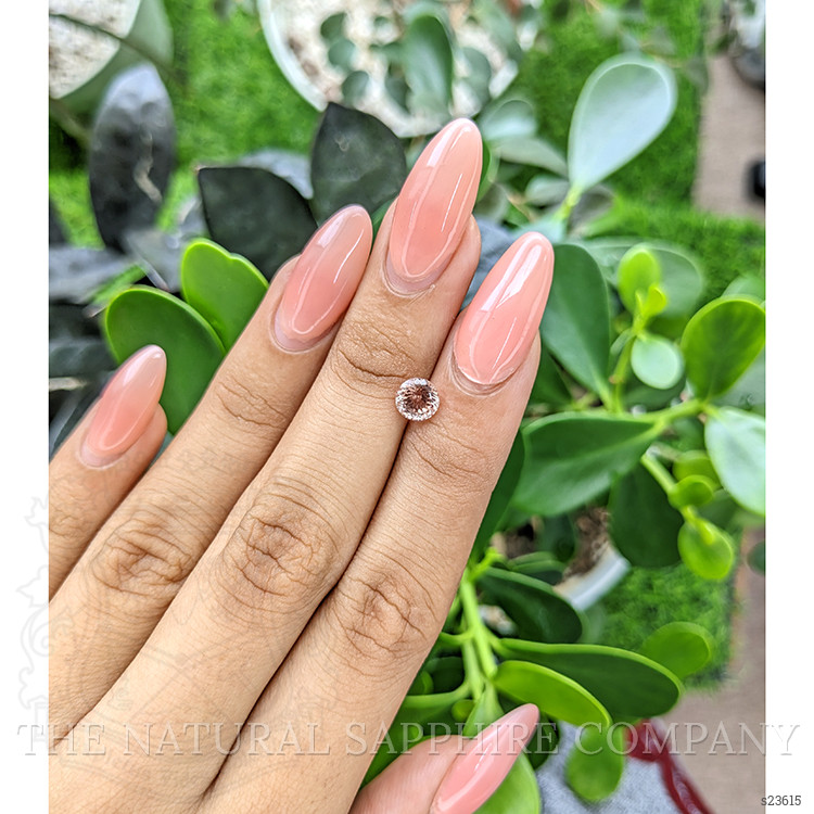 1.15 Ct. Padparadscha Sapphire from Ceylon (Sri Lanka)