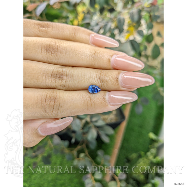 0.98 Ct. Blue Sapphire from Ceylon (Sri Lanka)
