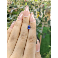 1.01 Ct. Blue Sapphire from Ceylon (Sri Lanka) Life Style