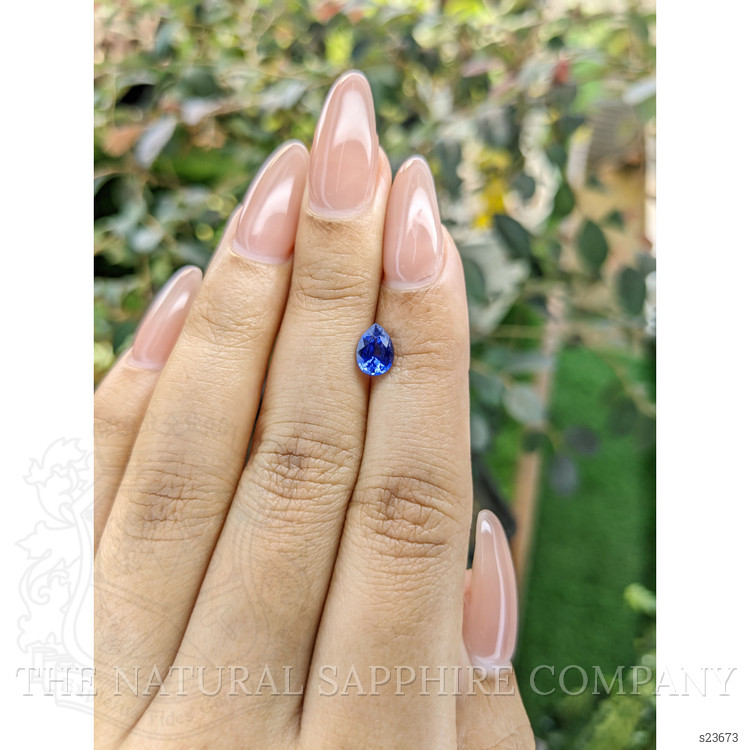 1.01 Ct. Blue Sapphire from Ceylon (Sri Lanka)