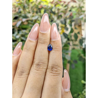 0.82 Ct. Blue Sapphire from Ceylon (Sri Lanka) Life Style