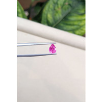 1.50 Ct. Pink Sapphire from Madagascar Life Style