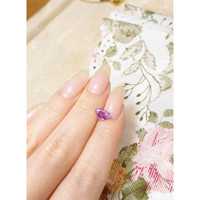 1.23 Ct. Purplish Pink Sapphire from Madagascar Life Style