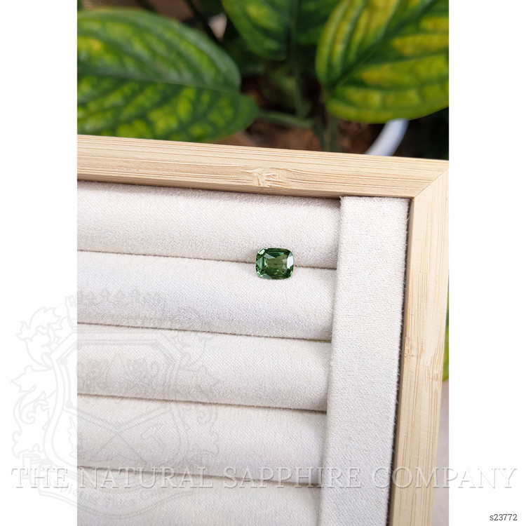 2.07 Ct. Green Sapphire from Ceylon (Sri Lanka)