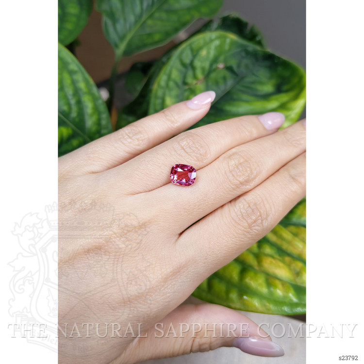 3.08 Ct. Pink Sapphire from Ceylon (Sri Lanka)