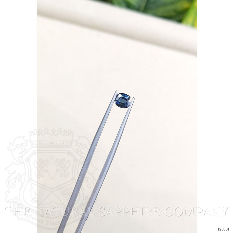 0.91 Ct. Greenish Blue Sapphire from Ceylon (Sri Lanka)