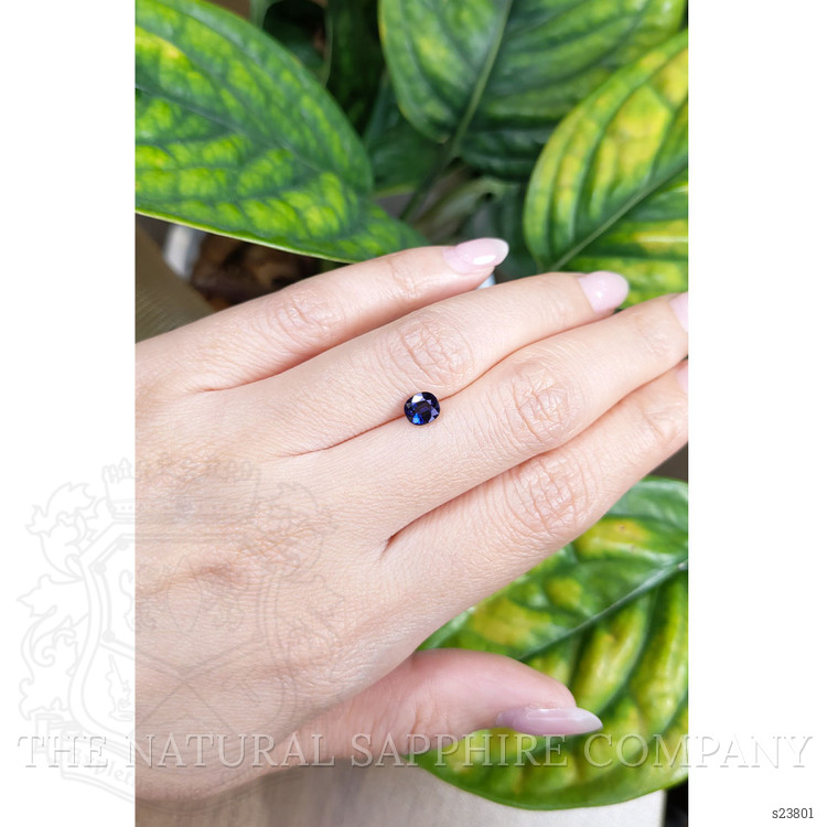 0.91 Ct. Greenish Blue Sapphire from Ceylon (Sri Lanka)