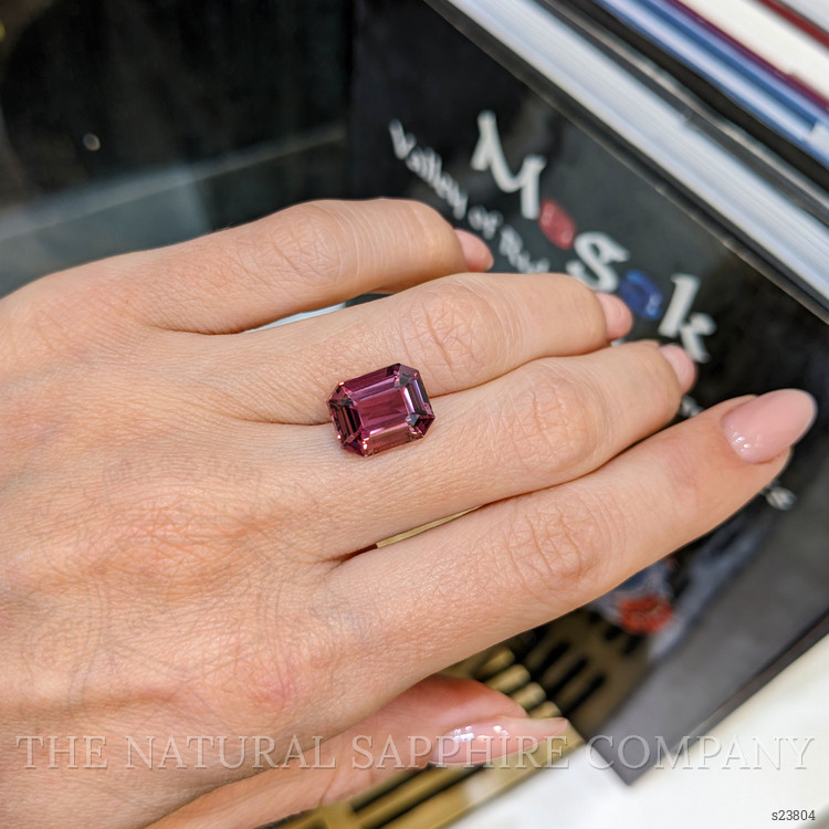 7.18 Ct. Reddish Pink Sapphire from East Africa