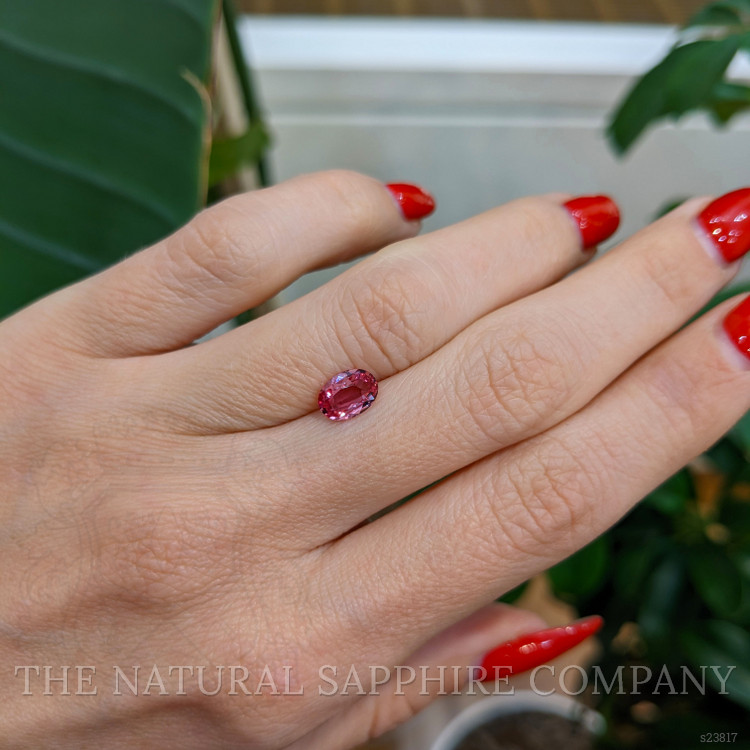 1.11 Ct. Padparadscha Sapphire from Ceylon (Sri Lanka)