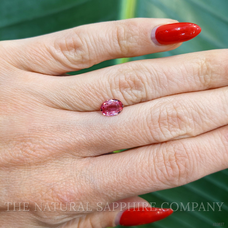 1.11 Ct. Padparadscha Sapphire from Ceylon (Sri Lanka)