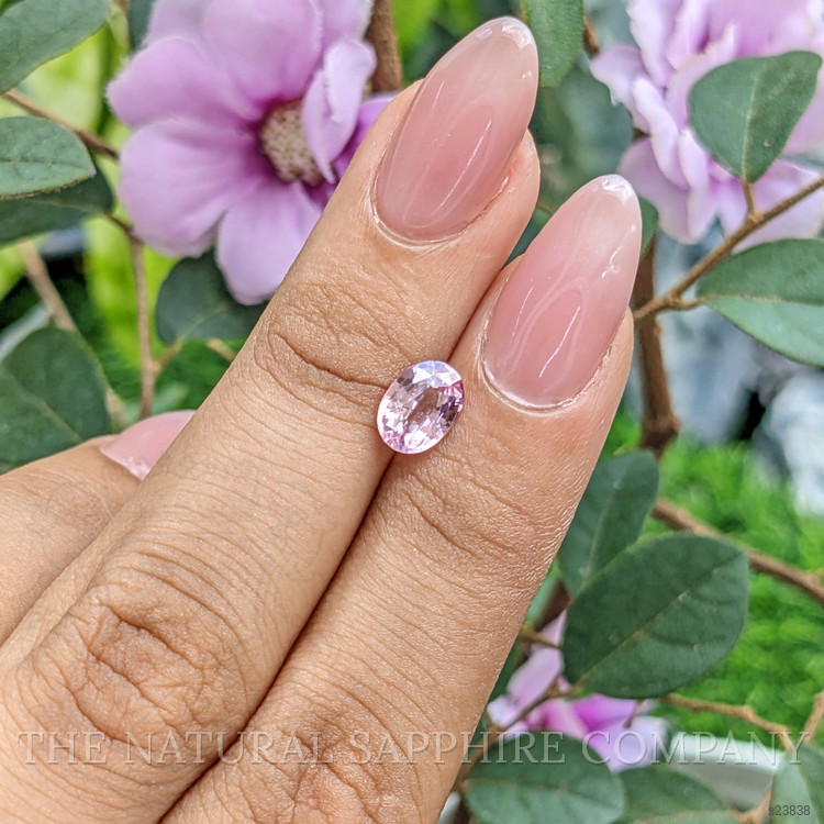 1.39 Ct. Pink Sapphire from Ceylon (Sri Lanka)