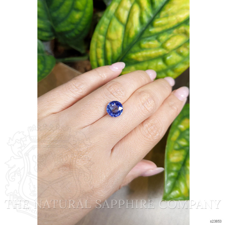 3.95 Ct. Blue Sapphire from Ceylon (Sri Lanka)