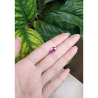 3.08 Ct. Pink Sapphire from Ceylon (Sri Lanka) Life Style