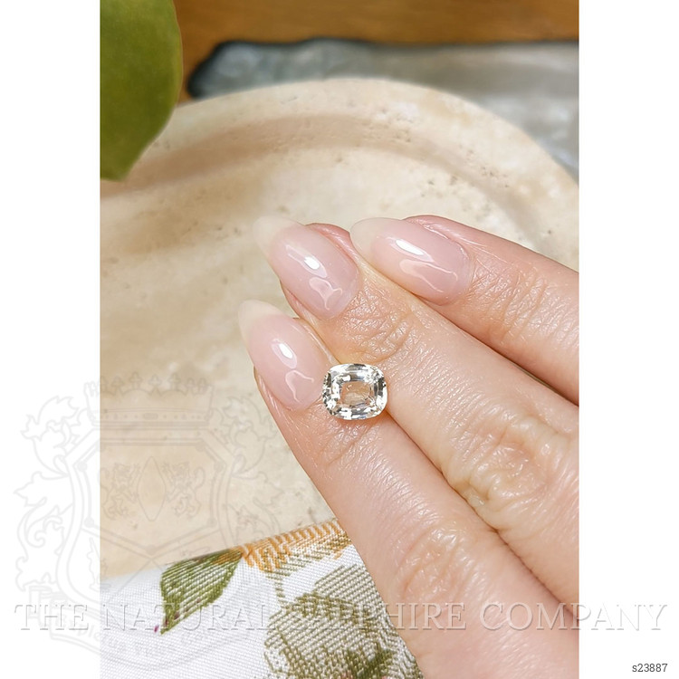 2.61 Ct. Yellow Sapphire from Ceylon (Sri Lanka)