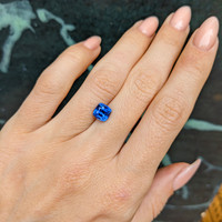 2.21 Ct. Blue Sapphire from Ceylon (Sri Lanka) Life Style