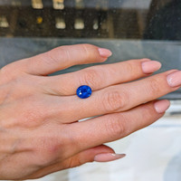 2.72 Ct. Blue Sapphire from Ceylon (Sri Lanka) Life Style