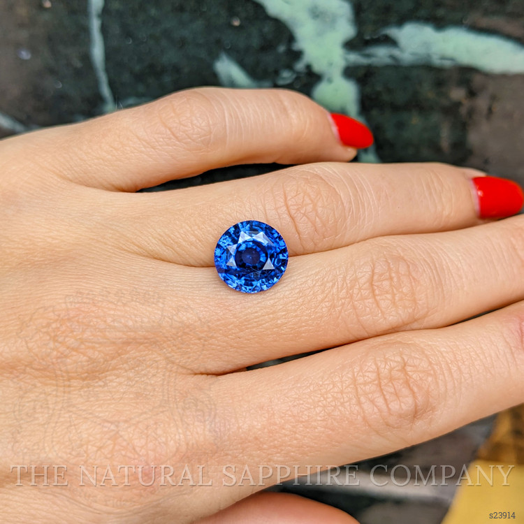 6.50 Ct. Blue Sapphire from Ceylon (Sri Lanka)